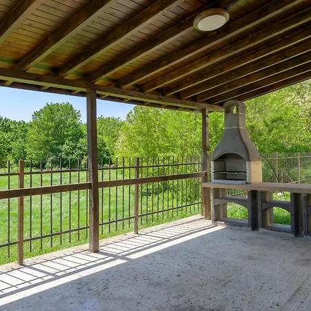 Azur Ap51 Shkorpilovtsi