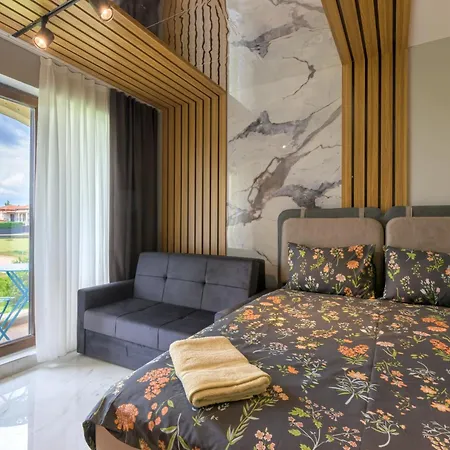 Azur Ap51 * Școrpilovți